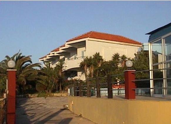 Ammes Apartments Lakithra Exterior photo