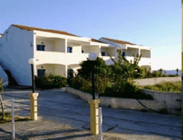 Ammes Apartments Lakithra Exterior photo